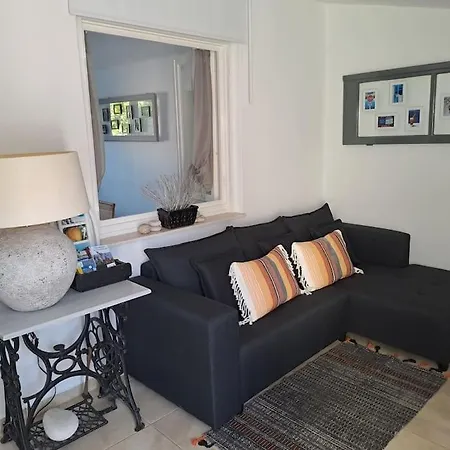 Leonidas Sun&art Holiday home