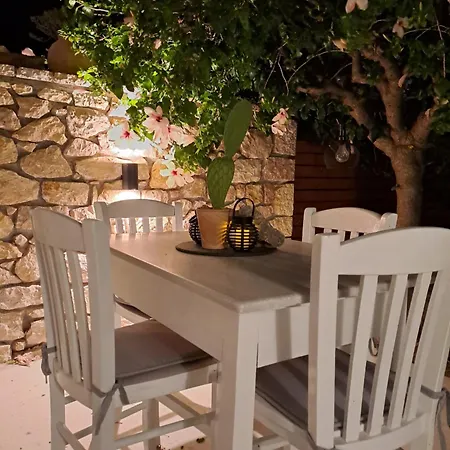 Leonidas Sun&art Stefania